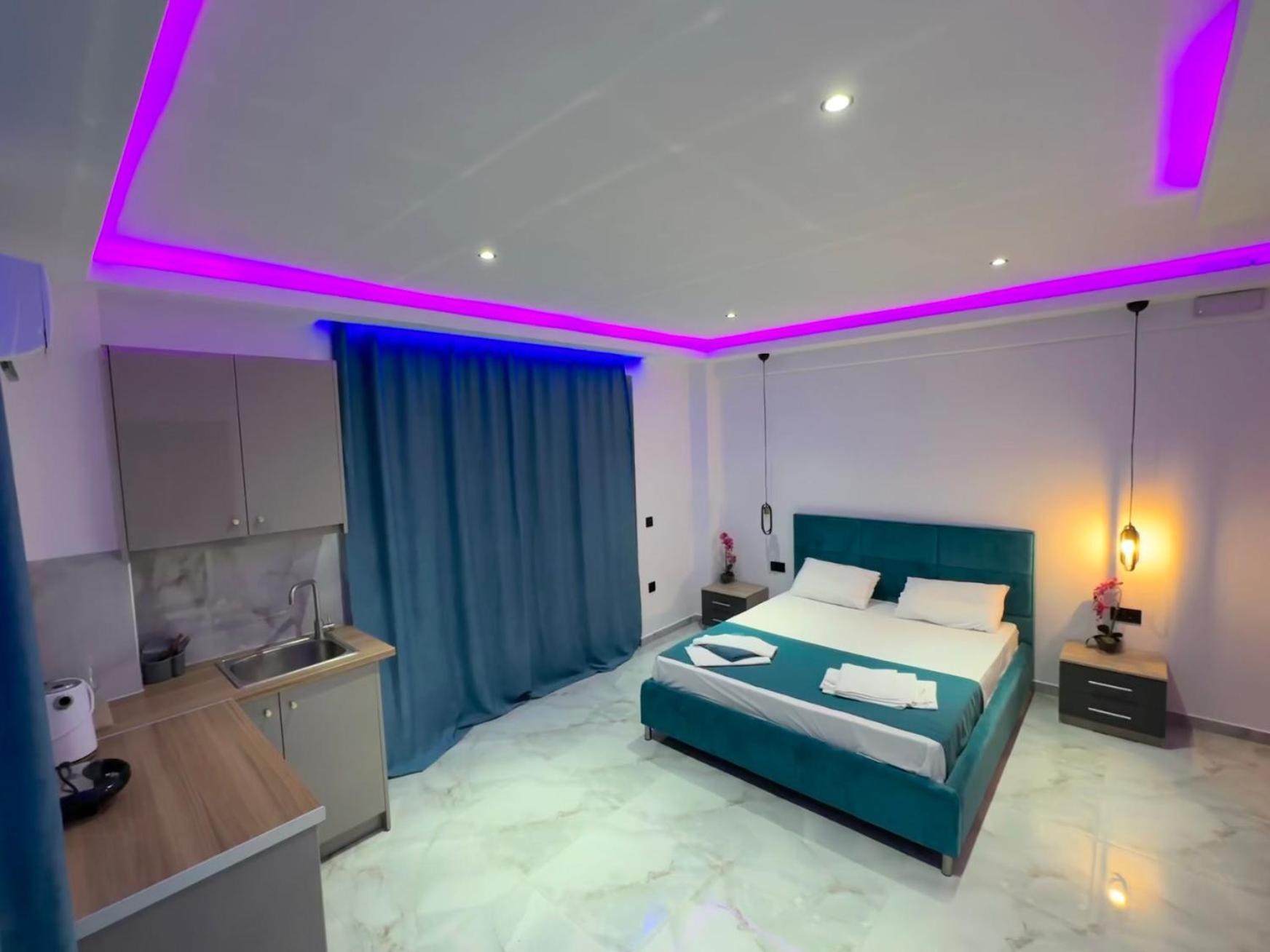 Central Studios Apartments Аликанас Экстерьер фото