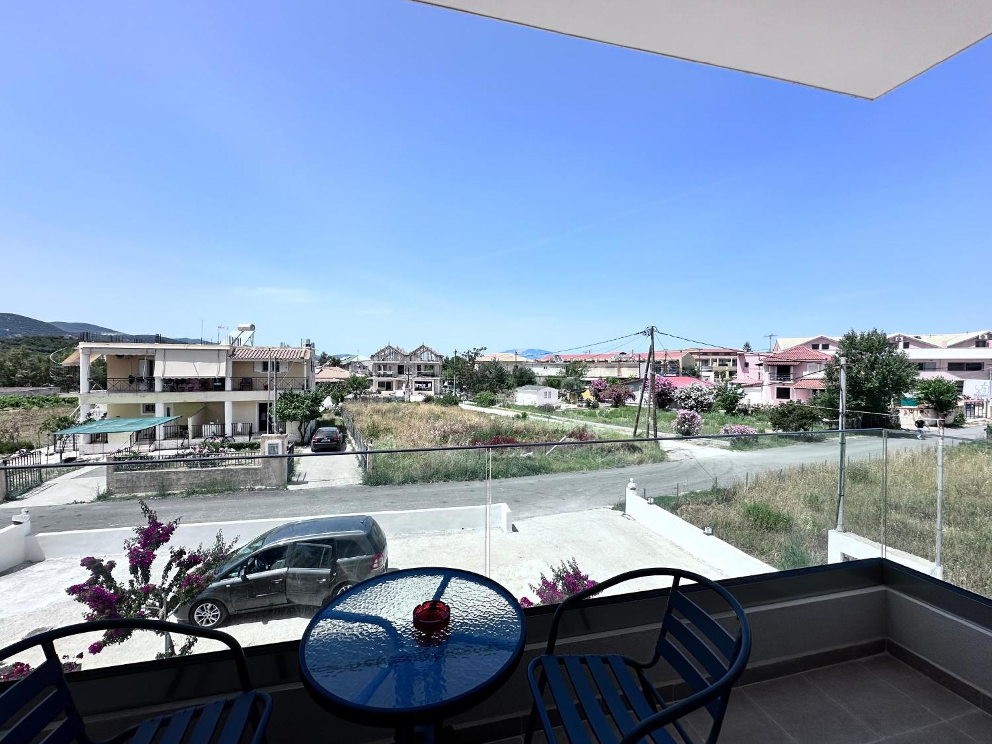 Central Studios Apartments Аликанас Экстерьер фото